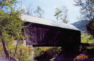 Moxley Bridge. Photo by Liz Keating, September 22, 2005